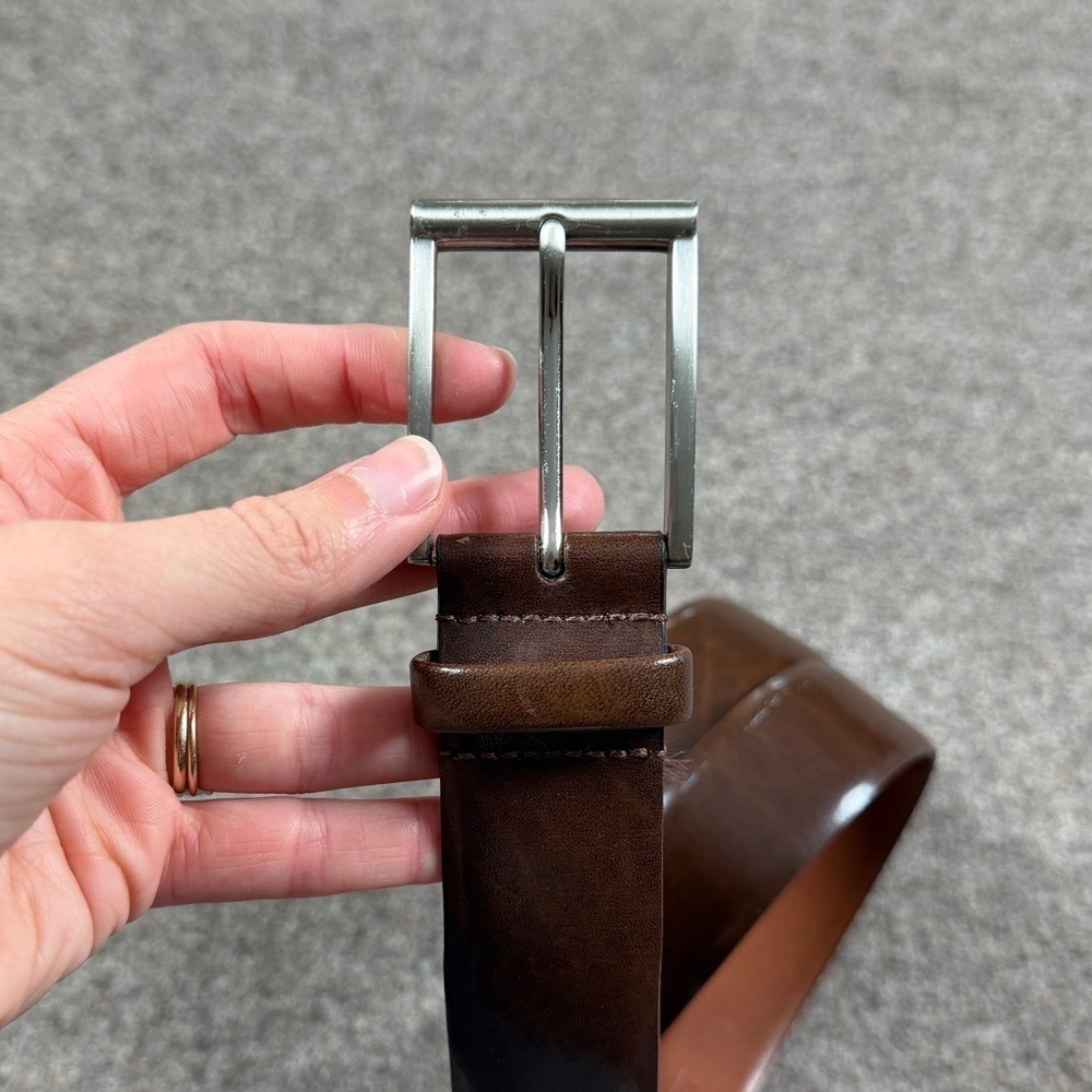 Fullum & Holt Brown Genuine Leather Belt Mens Size 36 Silver Toned Square Buckle - Picture 2 of 11